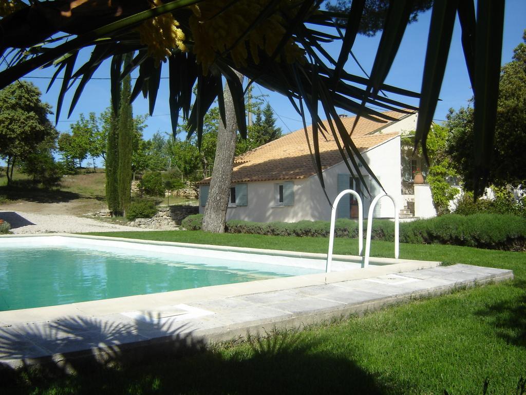 La Tangana Bed & Breakfast Rognes Exterior photo